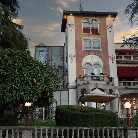 Hotel Ugo 3*